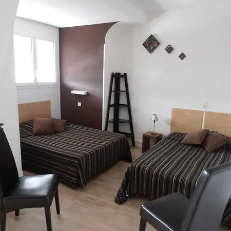 Hotell Le Crystal Amiens