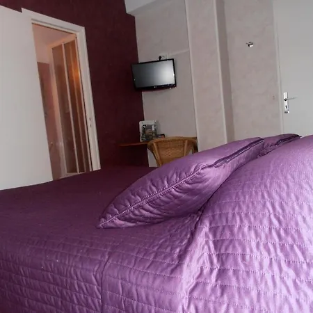Le Crystal Hotell