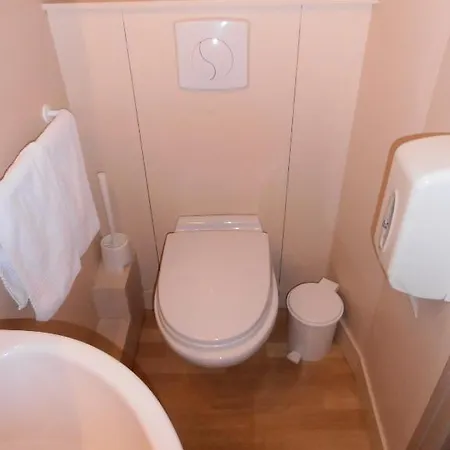 Le Crystal Hotell Amiens